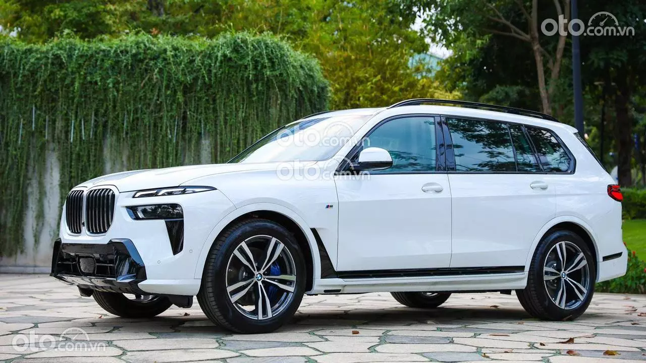 BMW X7: Đỉnh Cao SUV Hạng Sang – Đánh Giá Chi Tiết Từ A Đến Z 3 xe bmw x7 - Hình 3