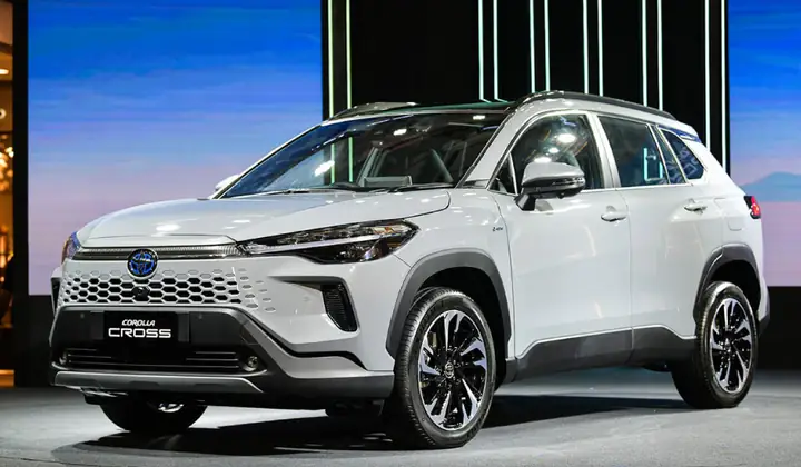 Xe Hybrid Toyota: Tổng Quan Và Những Điều Cần Biết Khi Chọn Mua