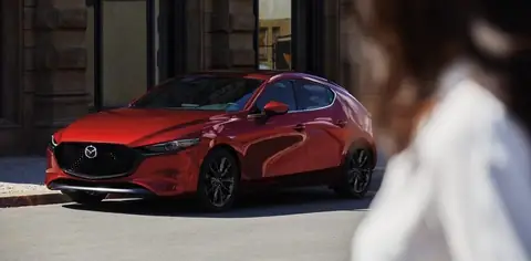 Xe Mazda 3 Có Tiết Kiệm Xăng Không: Đánh Giá Toàn Diện Và Lời Khuyên Hữu Ích