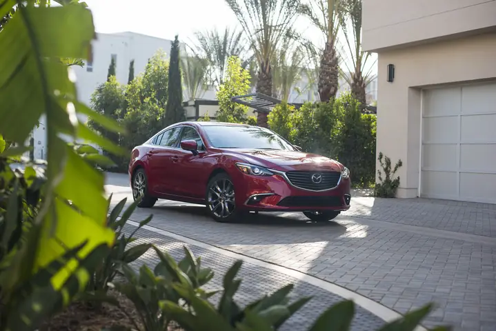 Mazda Cx-5 Và Mazda 6: Nên Mua Xe Nào Cho Gia Đình Và Cá Nhân?