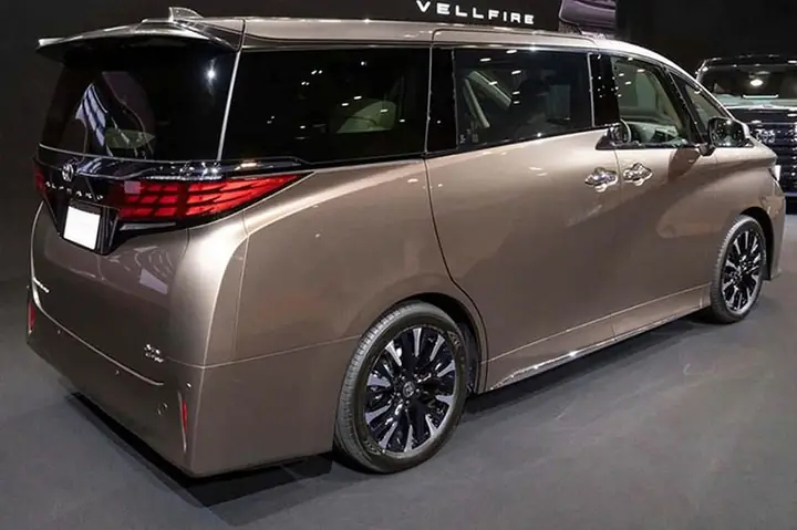 Xe Toyota Alphard: Tổng Quan, Tính Năng Và Lý Do Nên Sở Hữu Xe Toyota Alphard: Tổng Quan, Tính Năng Và Lý Do Nên Sở Hữu