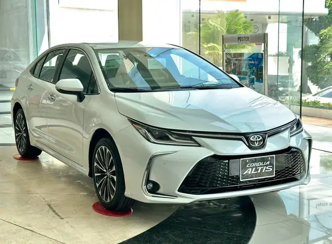 Xe Toyota Altis: Tổng Quan Chi Tiết Về Mẫu Sedan Trung Bình Đáng Chú Ý