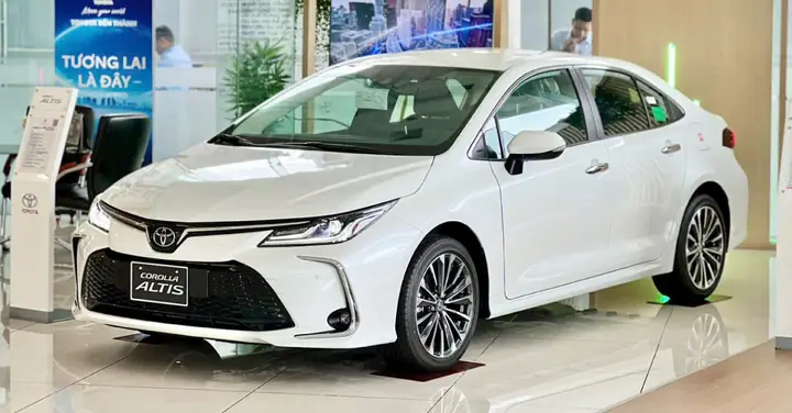 Xe Toyota Altis: Tổng Quan Chi Tiết Về Mẫu Sedan Trung Bình Đáng Chú Ý