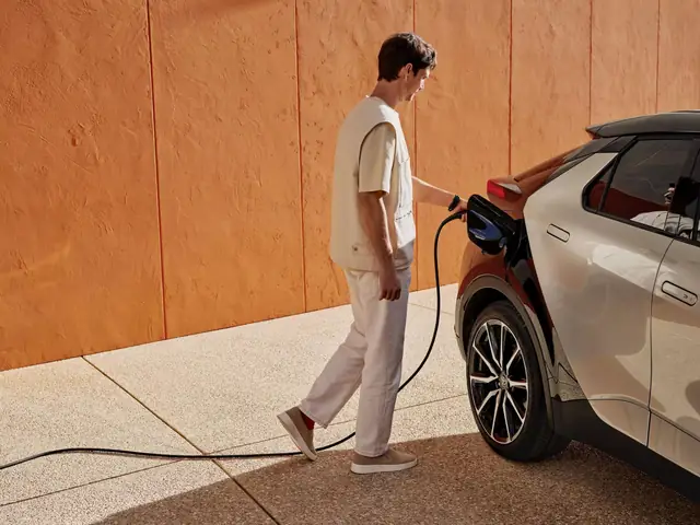 Toyota C‑hr: Đánh Giá Toàn Diện Và Lý Do Nên Sở Hữu Toyota C‑hr: Đánh Giá Toàn Diện Và Lý Do Nên Sở Hữu