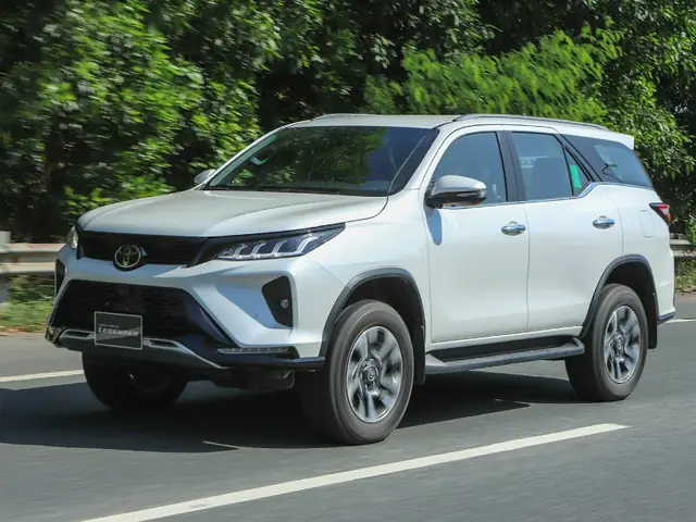 Xe Toyota Fortuner – Tổng Quan Chi Tiết Và Những Điểm Cần Biết Xe Toyota Fortuner – Tổng Quan Chi Tiết Và Những Điểm Cần Biết