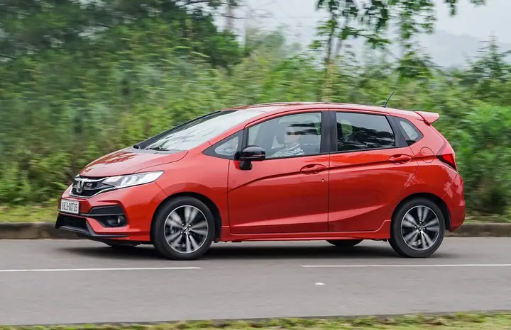 Xe Toyota Jazz: Sự Kết Hợp Hoàn Hảo Giữa Độ Tin Cậy Và Hiệu Quả Xe Toyota Jazz: Sự Kết Hợp Hoàn Hảo Giữa Độ Tin Cậy Và Hiệu Quả