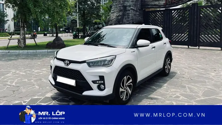 Xe Toyota Raize: Đánh Giá Chi Tiết Và Những Điều Cần Biết Xe Toyota Raize: Đánh Giá Chi Tiết Và Những Điều Cần Biết
