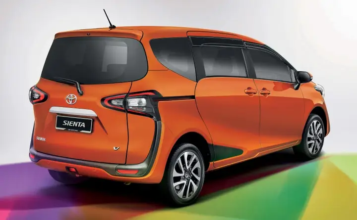 Toyota Sienta: Câu Chuyện Thành Công Của Chiếc Xe Mini Mpv Đa Dụng