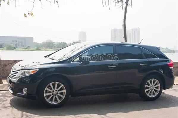 Xe Toyota Venza: Tất Cả Những Gì Bạn Cần Biết