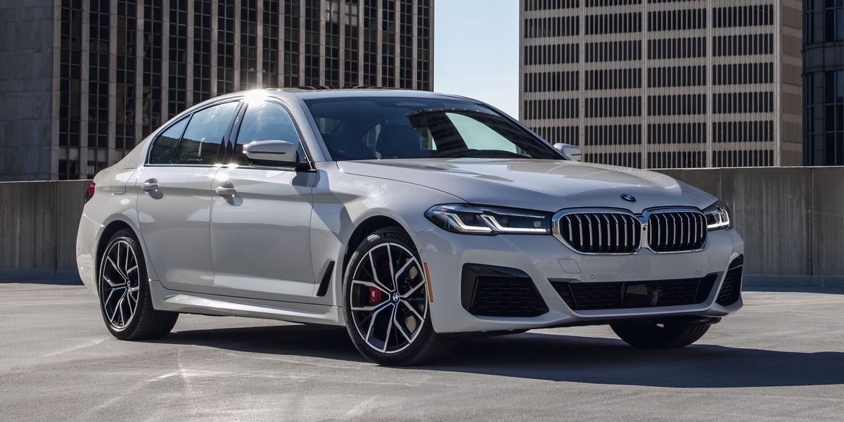 BMW 5 Series Horsepower: Toàn Tập Về Sức Mạnh Động Cơ Qua Các Thế Hệ 2 bmw 5 series horsepower - Hình 4