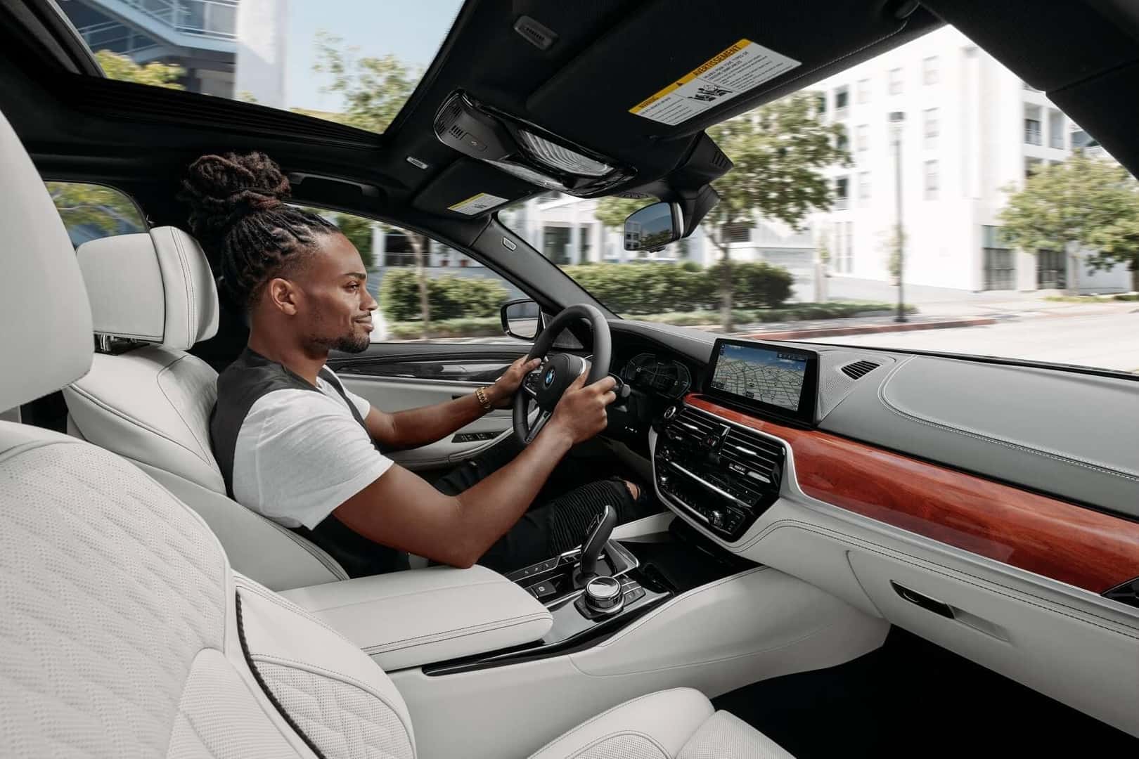 bmw 5 series interior - Hình 4