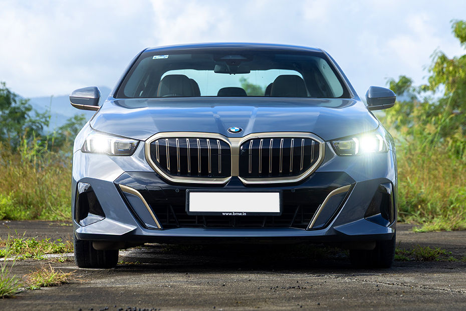 BMW 5 Series Price: Phân Tích Chi Tiết Bảng Giá, Phiên Bản Và Chi Phí Lăn Bánh Mới Nhất 2 bmw 5 series price - Hình 4
