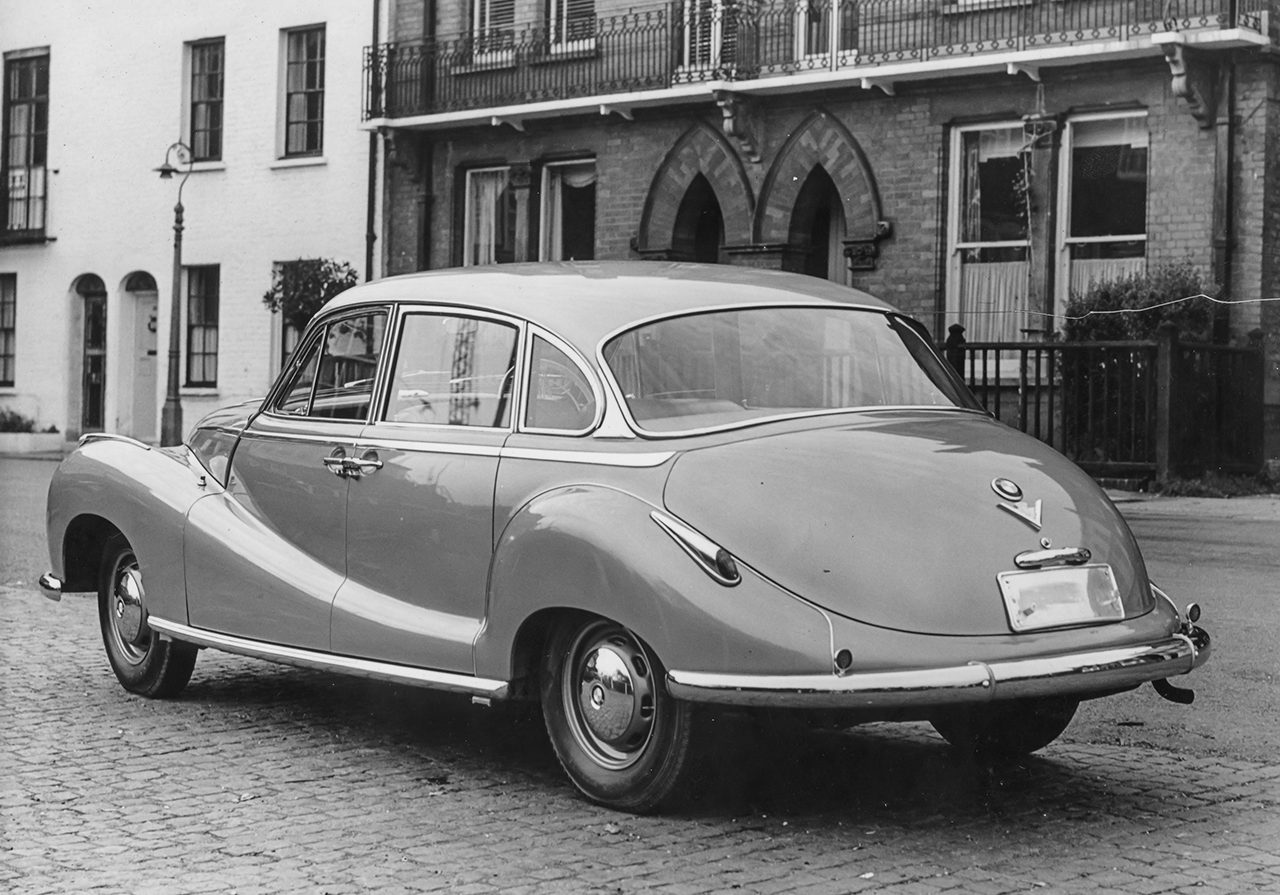 BMW 502: Huyền Thoại Xe Hơi Đẳng Cấp Những Năm 1950 Và Giá Trị Sưu Tầm 3 bmw 502 - Hình 3