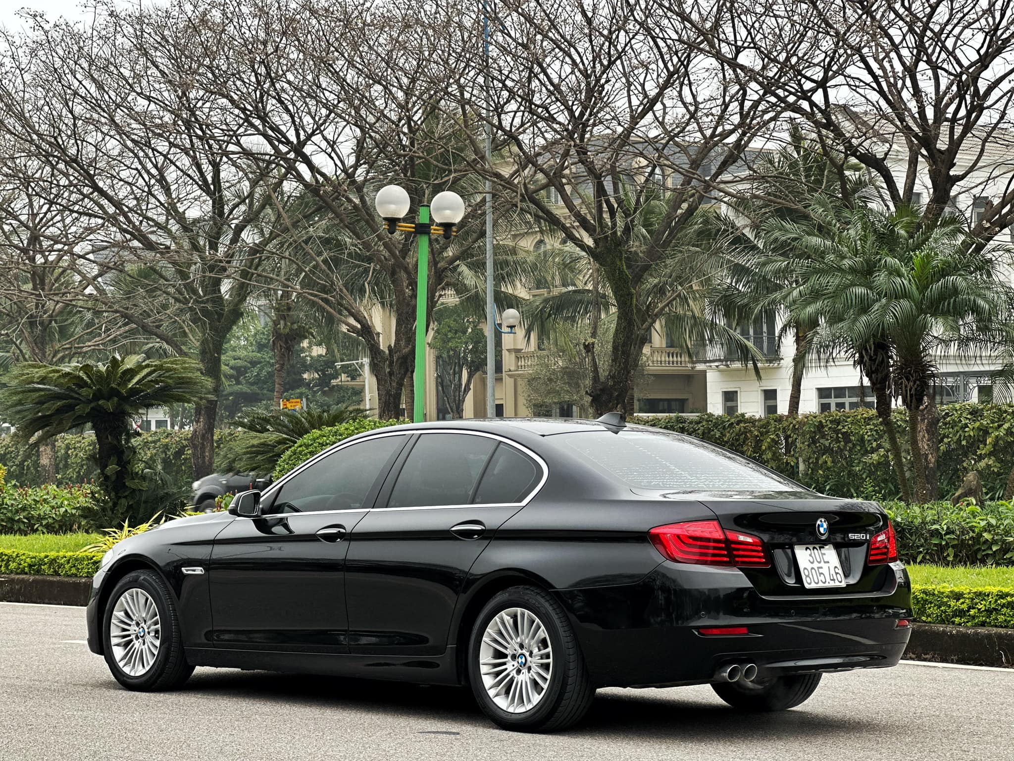 BMW 520i 2015 Giá Bao Nhiêu? Đánh Giá Chi Tiết Từ A-Z Cho Người Mua Xe Cũ 2 bmw 520i 2015 giá - Hình 4
