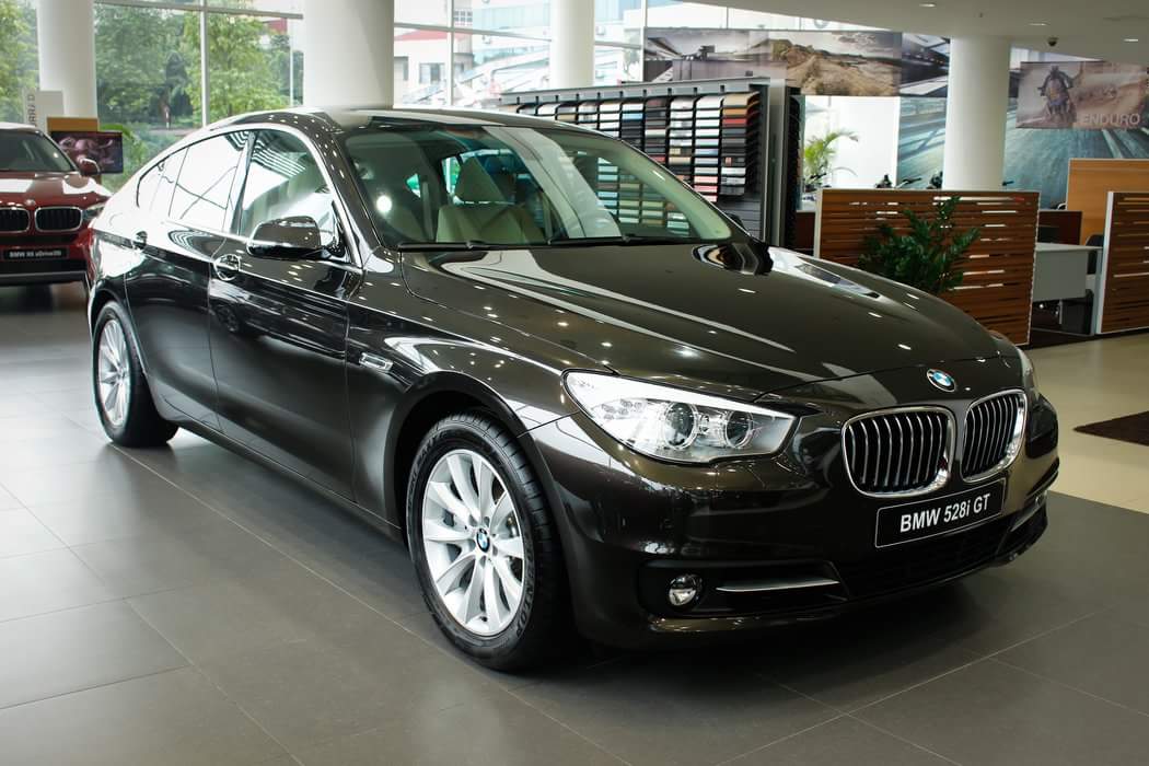 BMW 528GT: Đẳng Cấp Gran Turismo Giữa Lòng Thành Phố – Đánh Giá Chi Tiết Từ A-Z 3 bmw 528gt - Hình 3