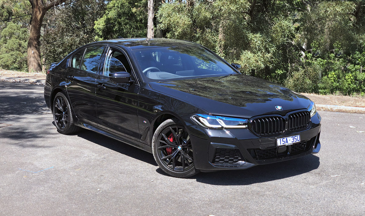 BMW 530d: Động Cơ Diesel Cao Cấp – Sức Mạnh Vượt Thời Gian 5 bmw 530d - Hình 1
