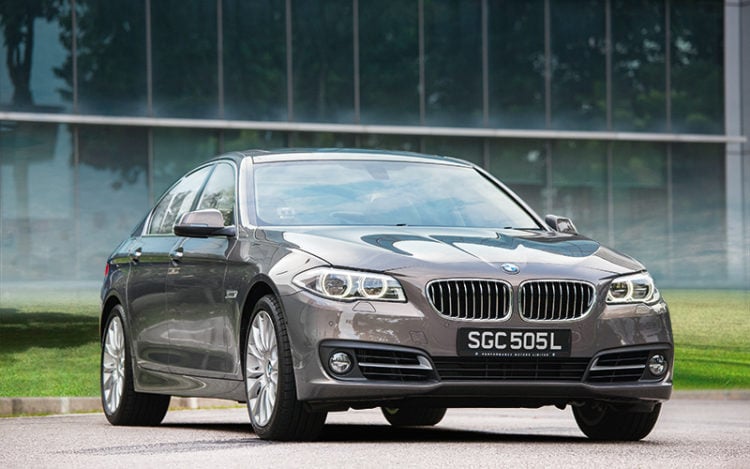 BMW 535i F10: Đánh giá chi tiết động cơ, vận hành và kinh nghiệm mua xe đã qua sử dụng 2 bmw 535i f10 - Hình 4