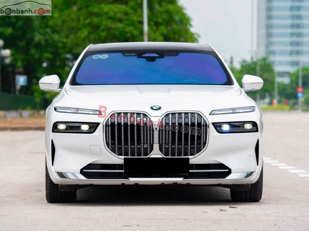 BMW 7 Series Cũ: Đẳng Cấp Xe Sang Đức Với Mức Giá Hấp Dẫn Sau Vài Năm Sử Dụng 2 bmw 7 series cũ - Hình 4