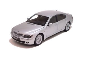 bmw 7 series kyosho