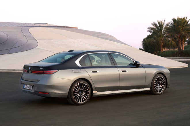 BMW 7 Series LCI: Bản Nâng Cấp Giữa Vòng Đời Của Đỉnh Cao Xa Xỉ 1 bmw 7 series lci - Hình 4