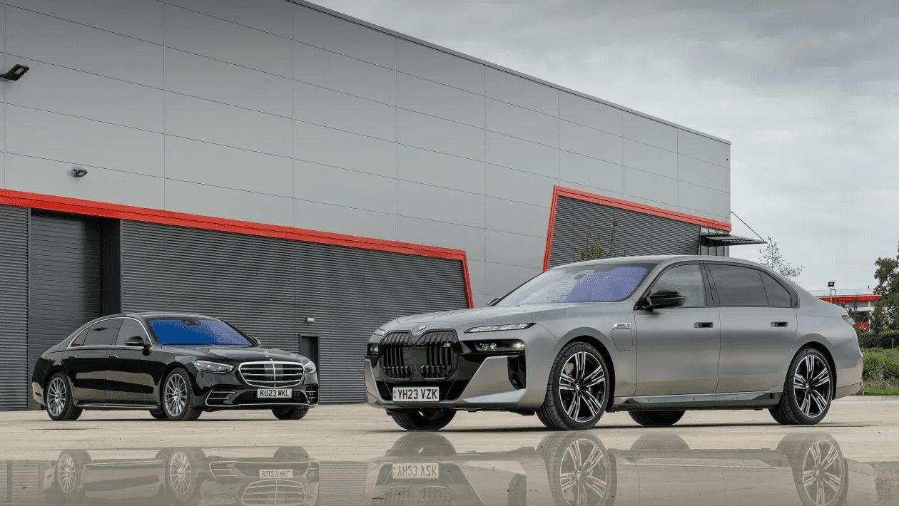 bmw 7 series vs mercedes s class - Hình 3