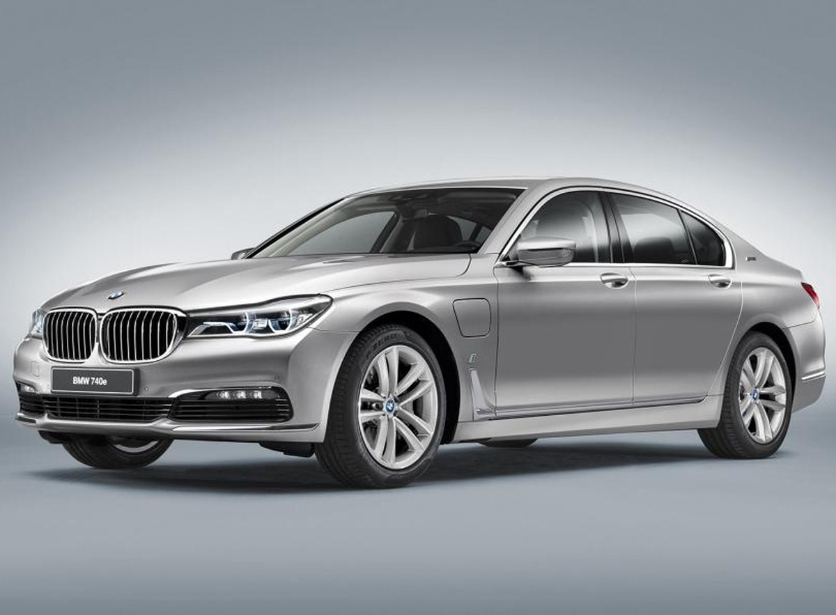bmw 740e - Hình 1