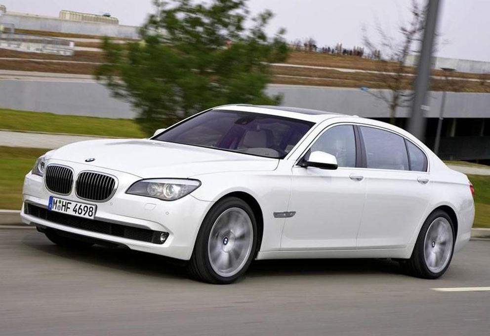 bmw 760 v12 - Hình 5