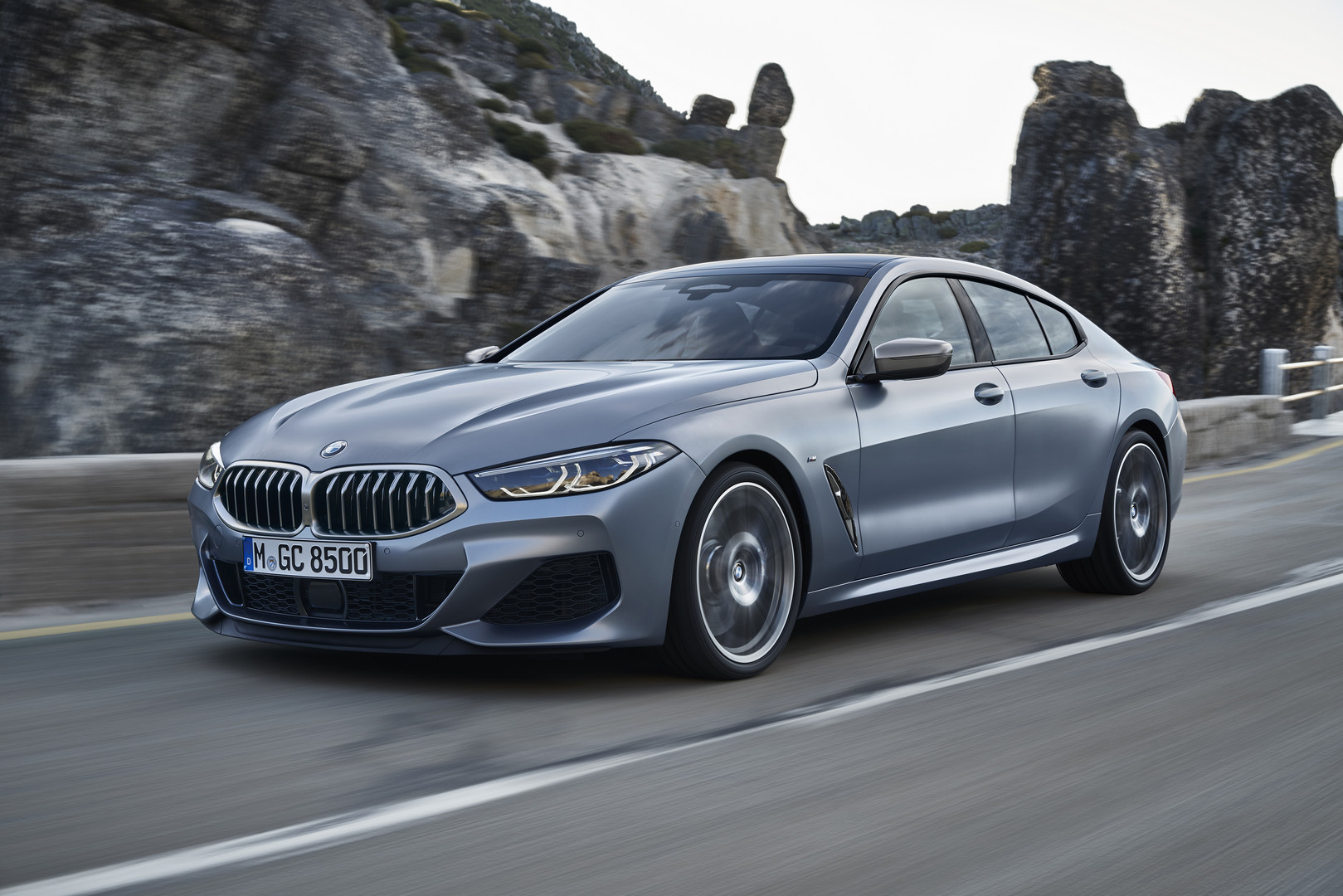 bmw 8 series gran coupe - Hình 1