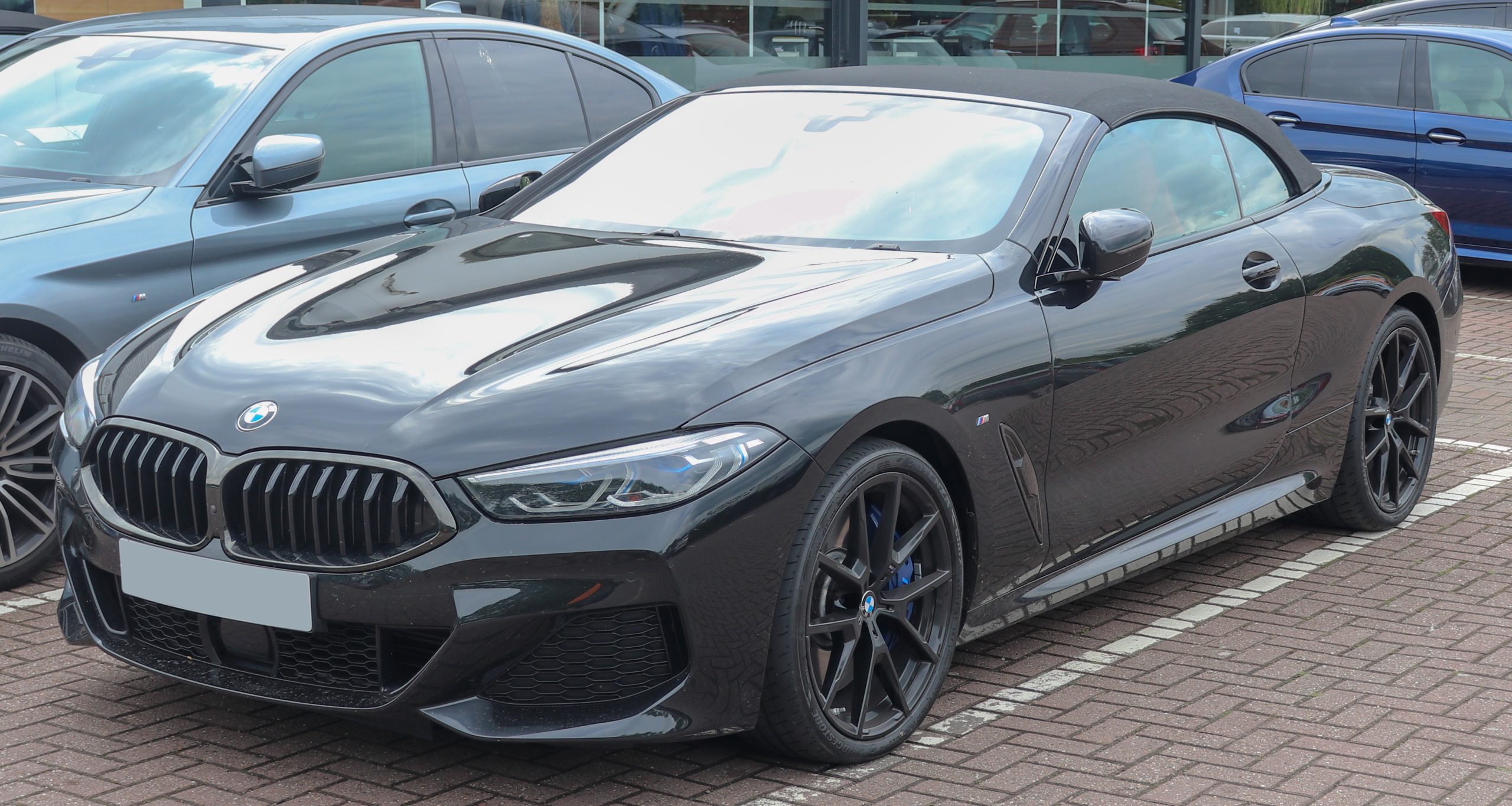 bmw 8 series wiki - Hình 2