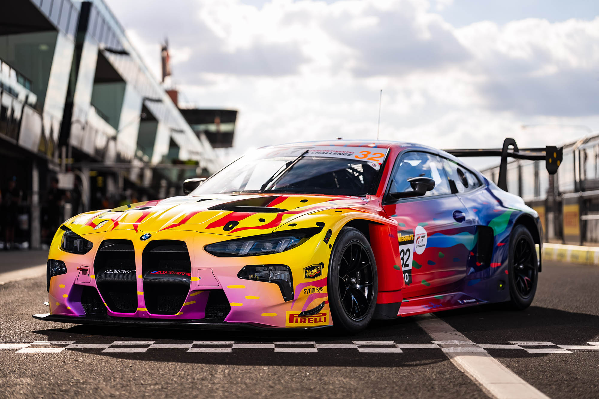 bmw art car - Hình 2