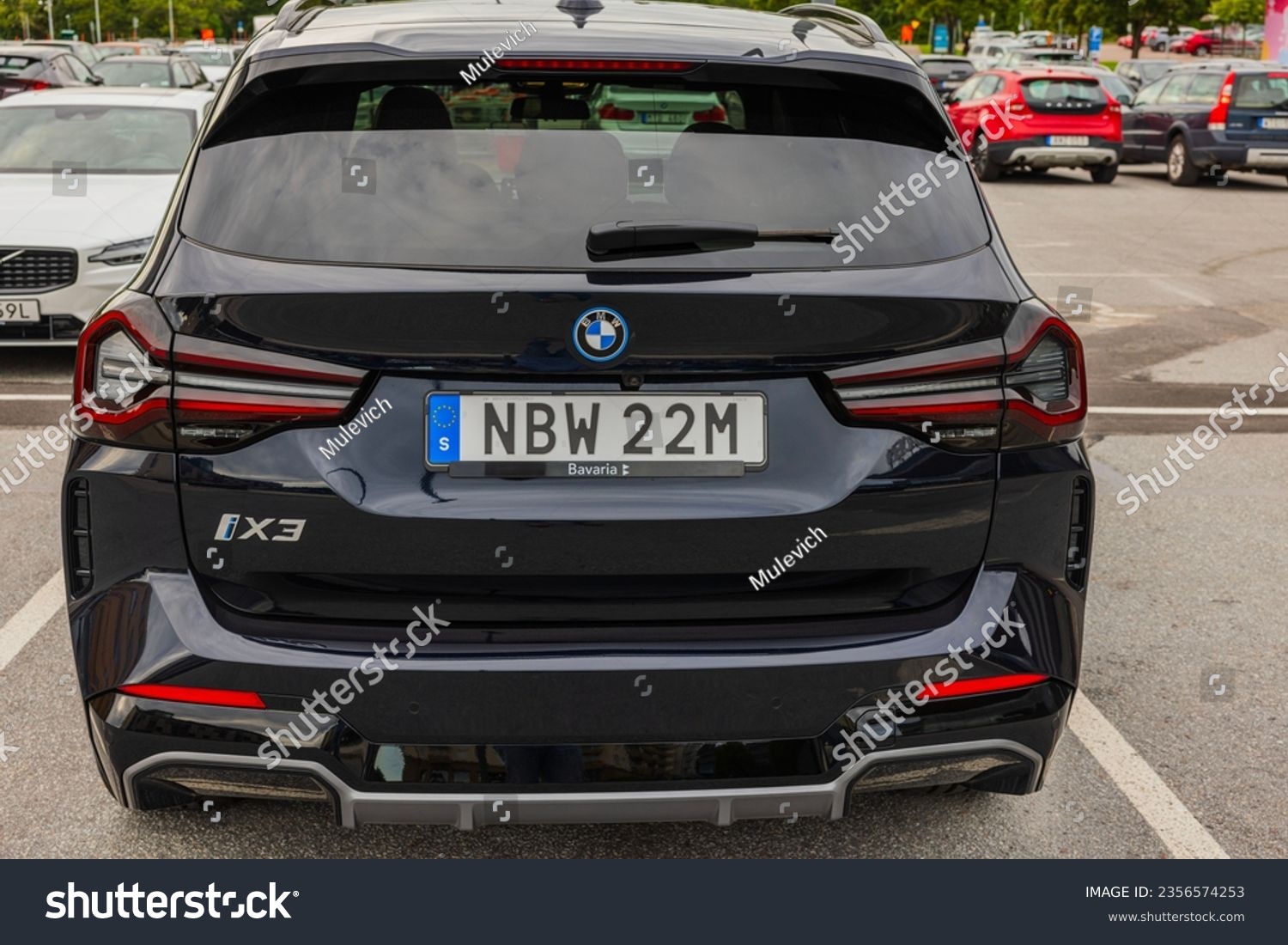 bmw back - Hình 2