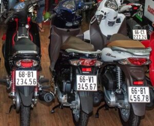 biển số xe tiến lên